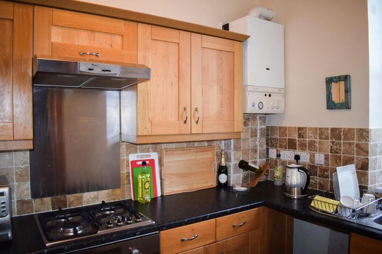 Bright 1 Bedroom Apartment Near City Centre إدنبرة المظهر الخارجي الصورة